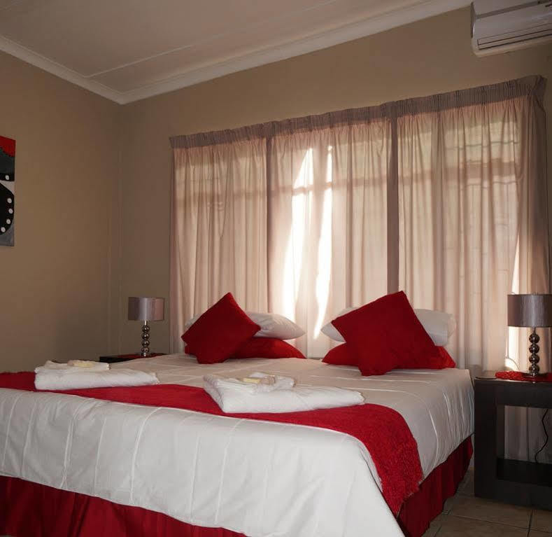 קימברלי Mckala Guesthouse מראה חיצוני תמונה